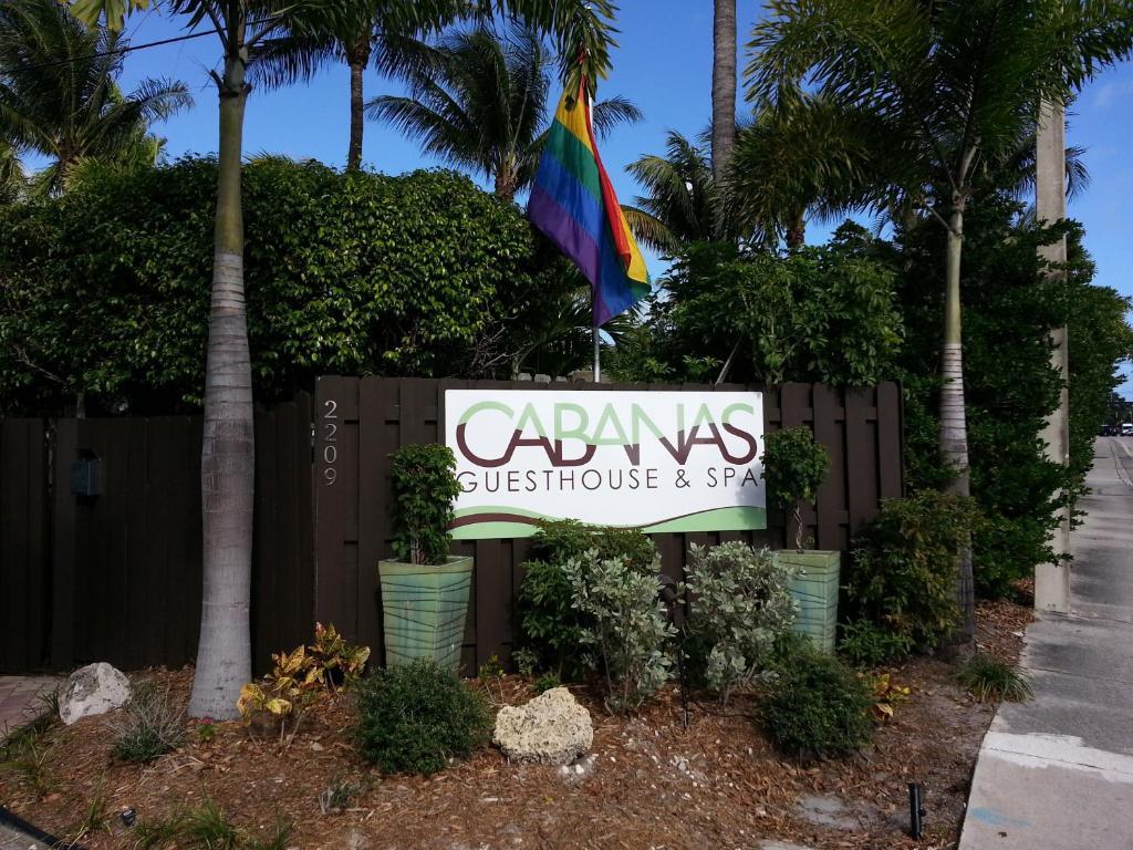 The Cabanas Guesthouse & Spa - Gay Resort Catering To Gay Men โอ๊คแลนด์พาร์ค ภายนอก รูปภาพ
